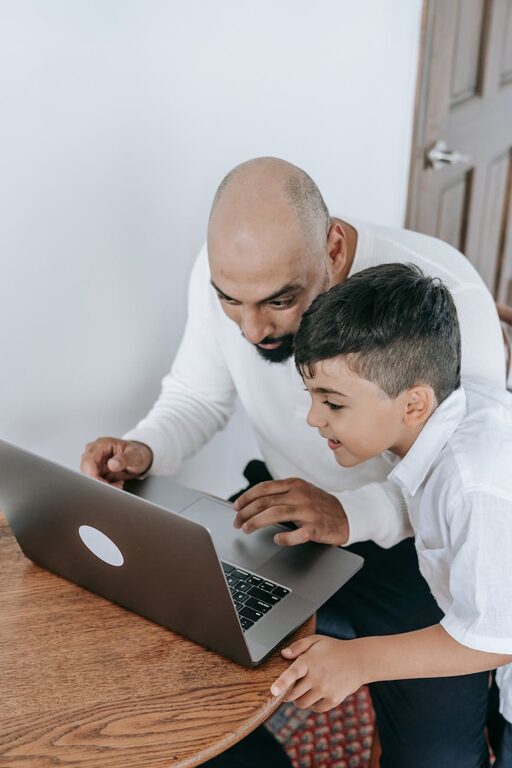 How to Protect Your Eyes During Screen Time: Tips for Healthy Vision